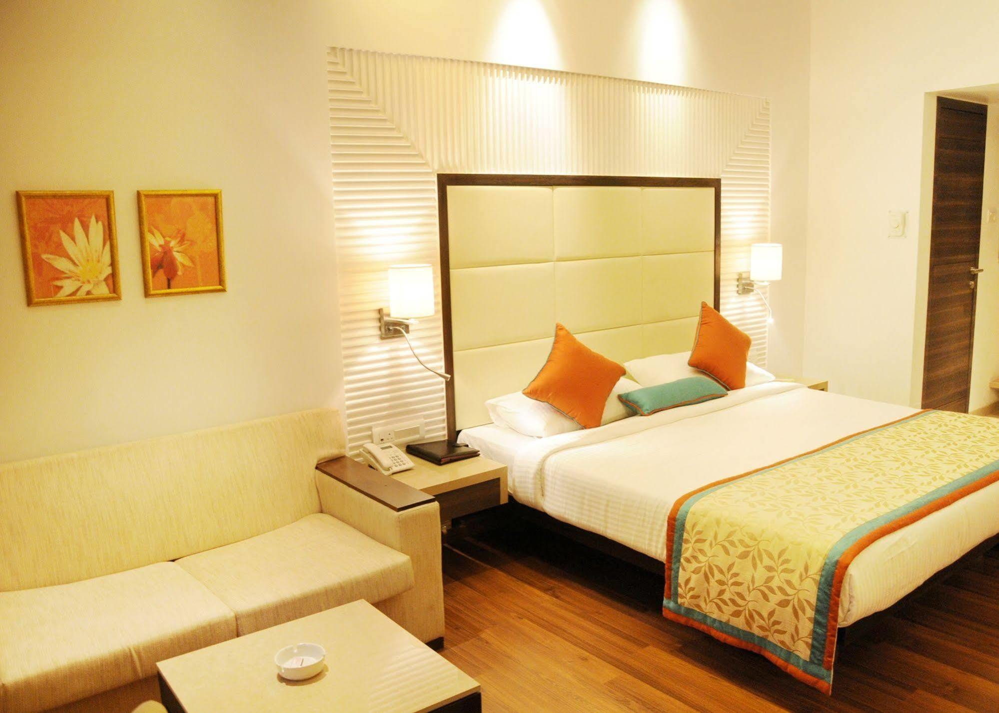 Moti Mahal Hotel Mangalore Exterior photo